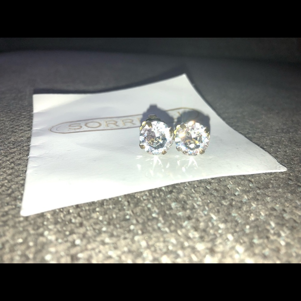 Sorelli round crystal stud earrings